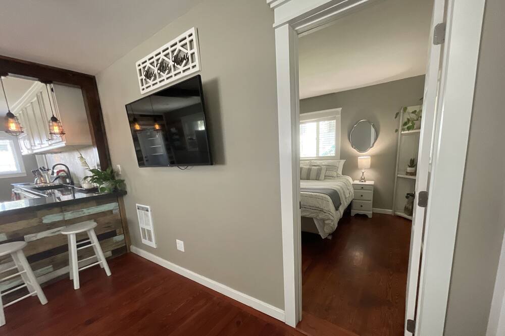 Photo of Bedroom in Potlatch