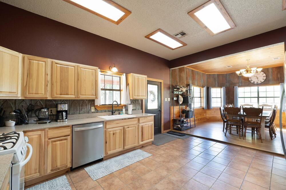 Photo of Kitchen in Oatmeal