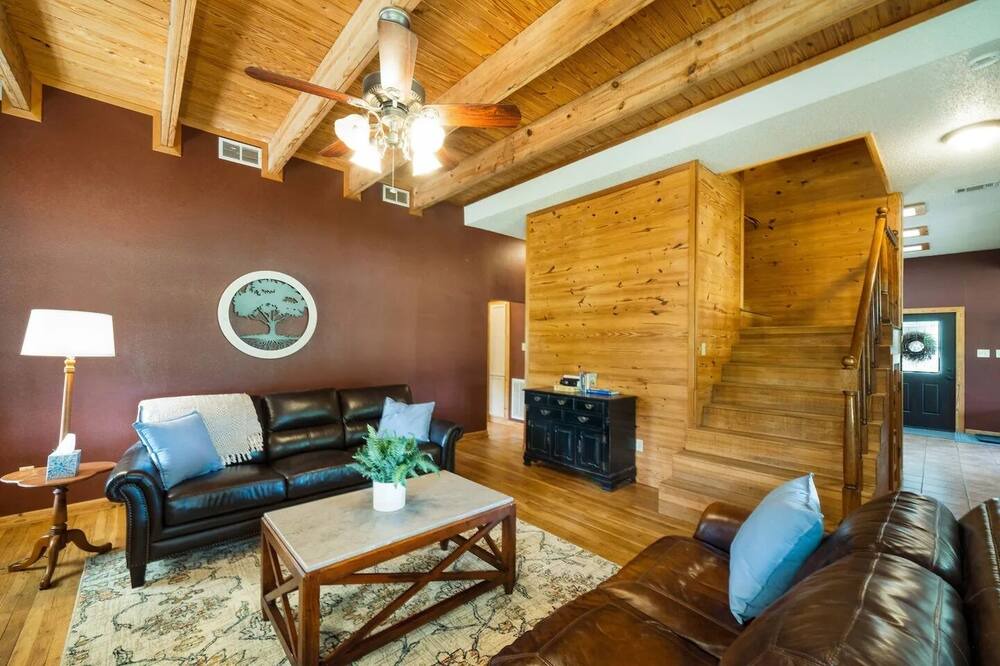 Photo of Livingroom in Oatmeal