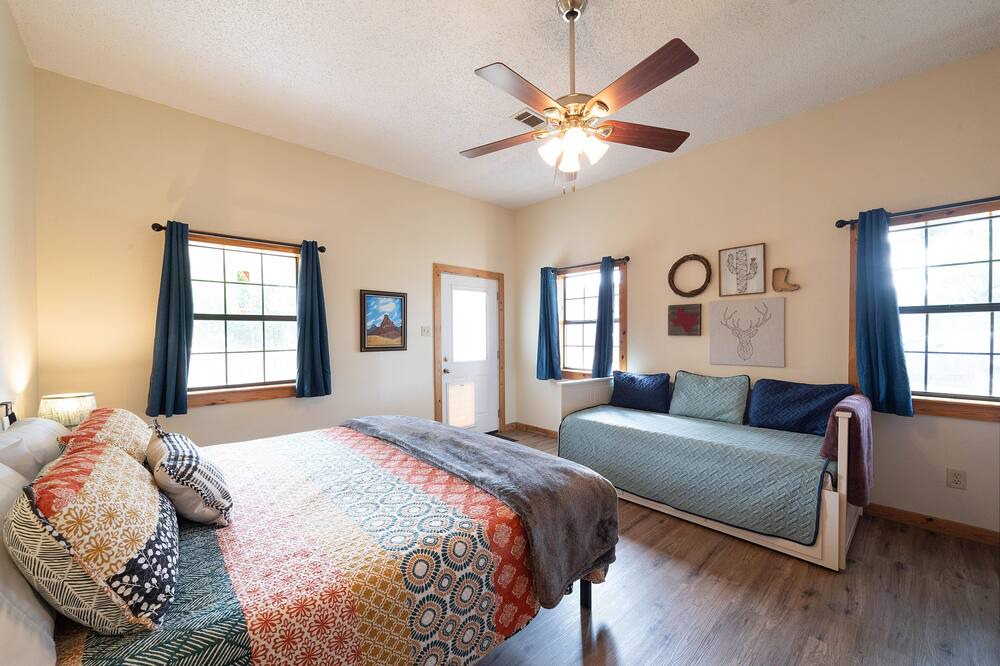 Photo of Bedroom in Oatmeal