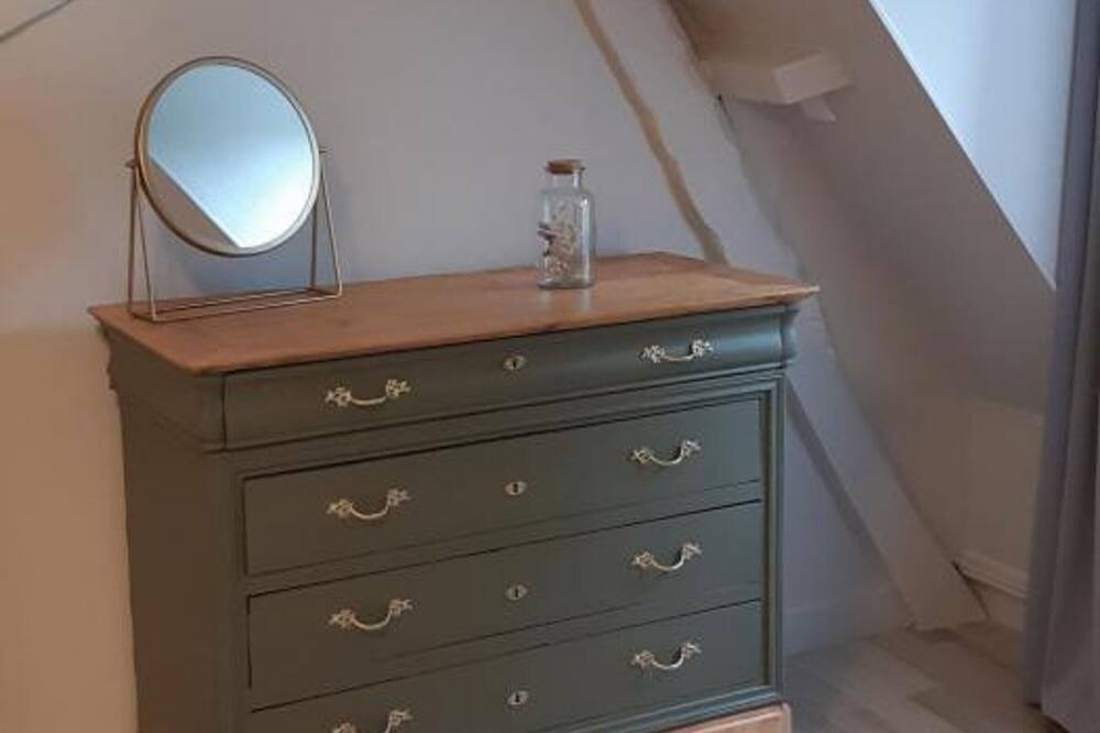 Photo of Bedroom in Vibeuf