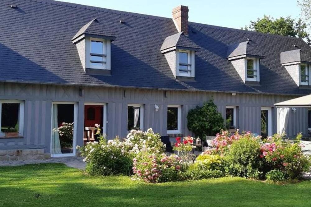 Photo of Outdoor in Vibeuf