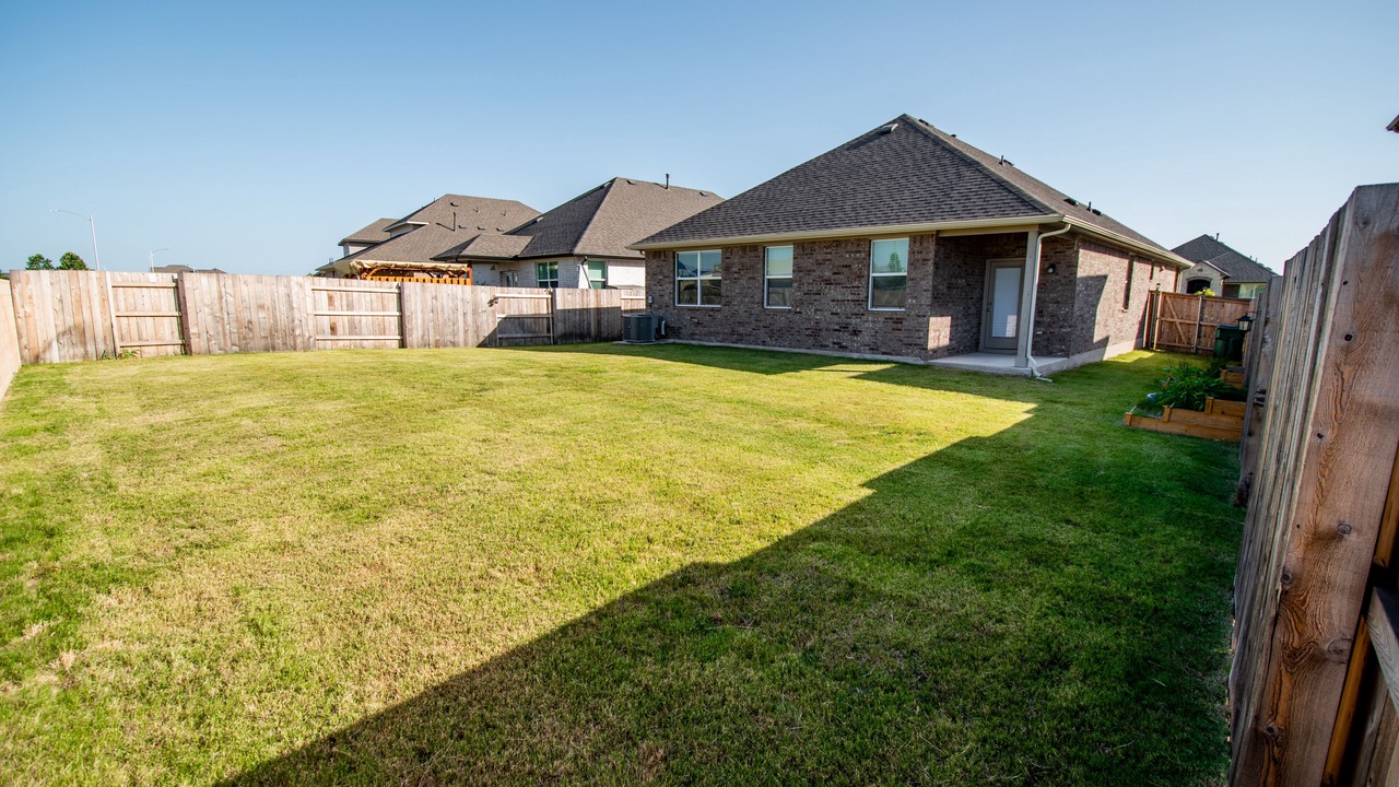 Photo of Outdoor in Manor