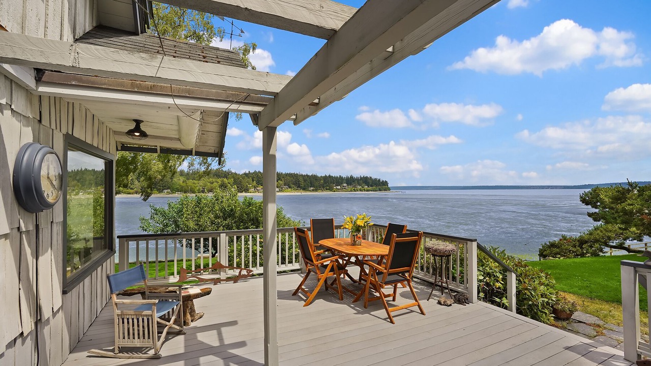 Photo of Outdoor in Rollingbay