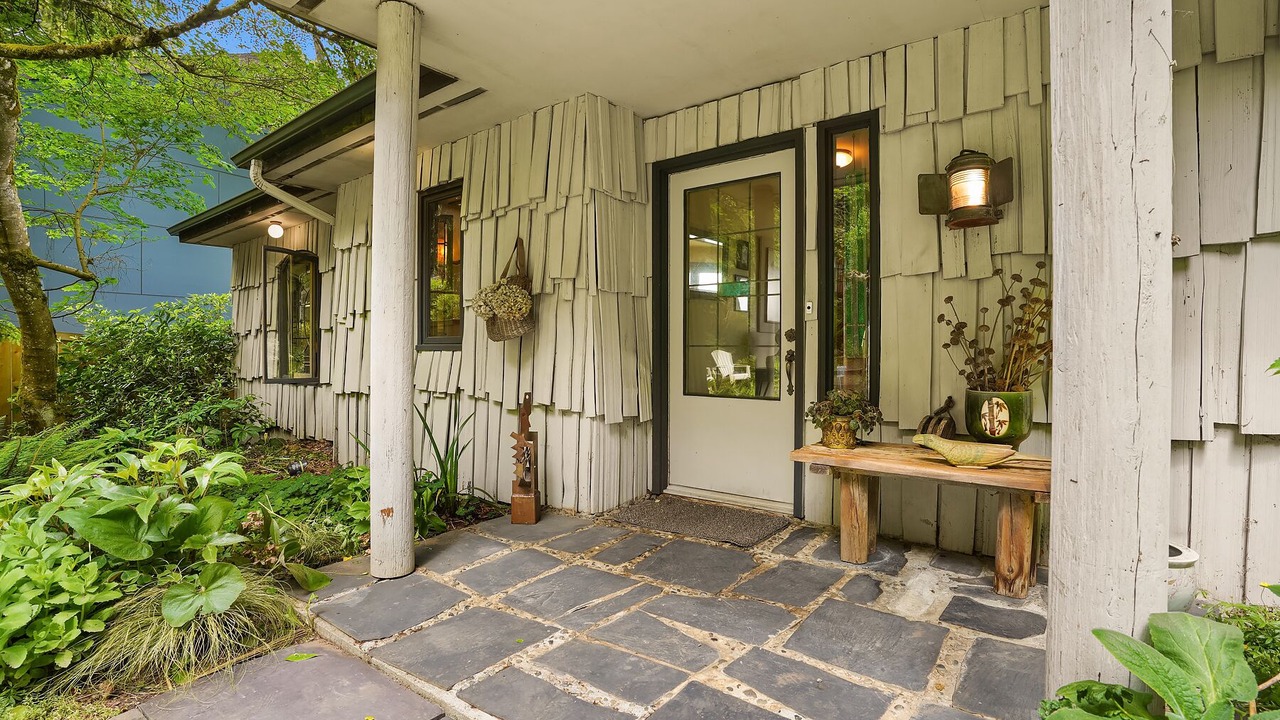 Photo of Outdoor in Rollingbay
