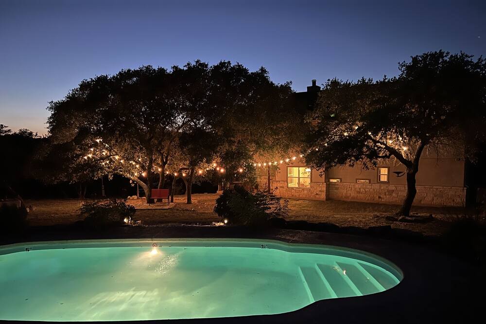 Photo of Outdoor in Spring Branch