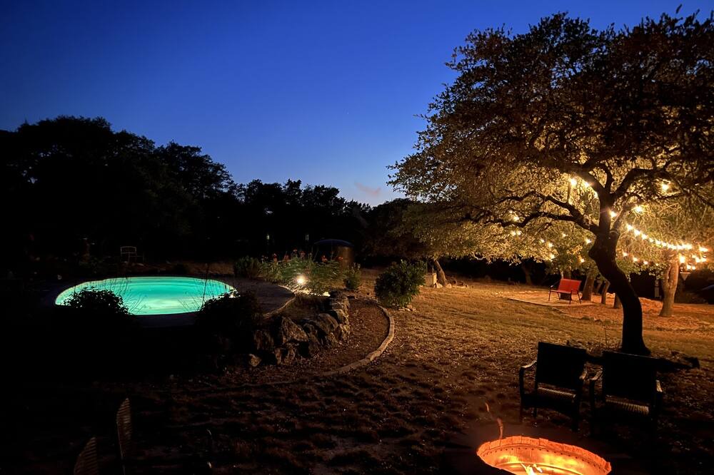 Photo of Outdoor in Spring Branch