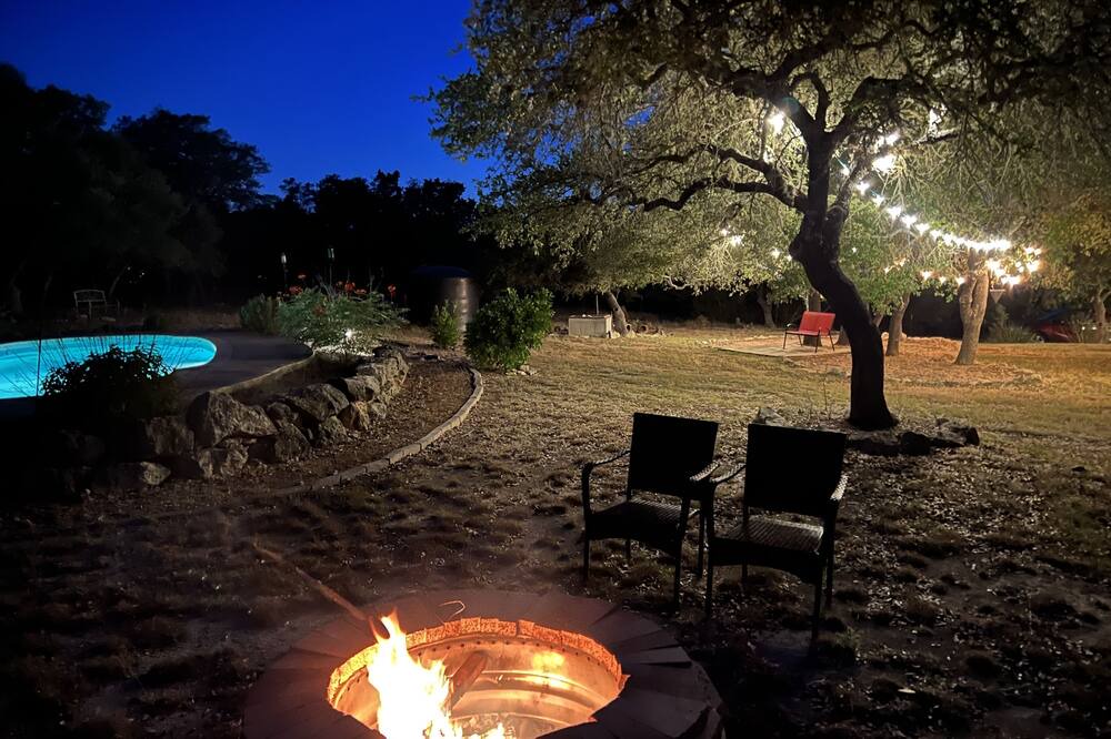 Photo of Outdoor in Spring Branch