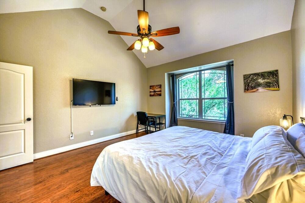 Photo of Outdoor in Spring Branch