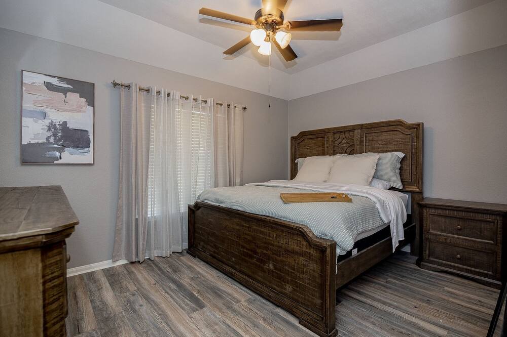 Photo of Bedroom in Victoria