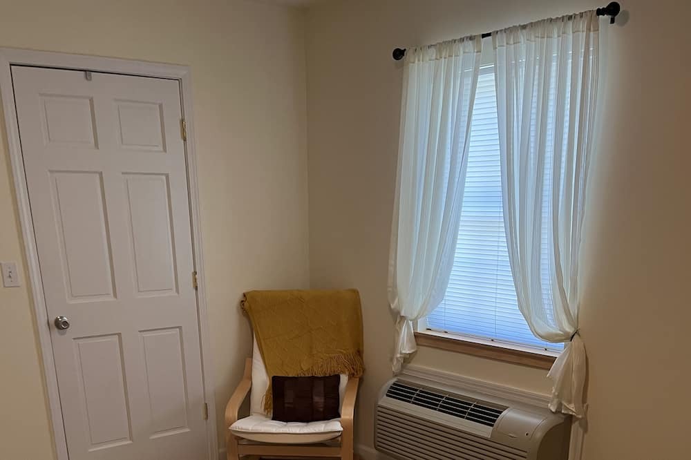 Photo of Bedroom in Licking