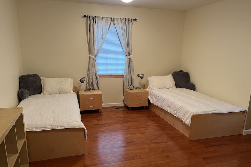 Photo of Bedroom in Licking