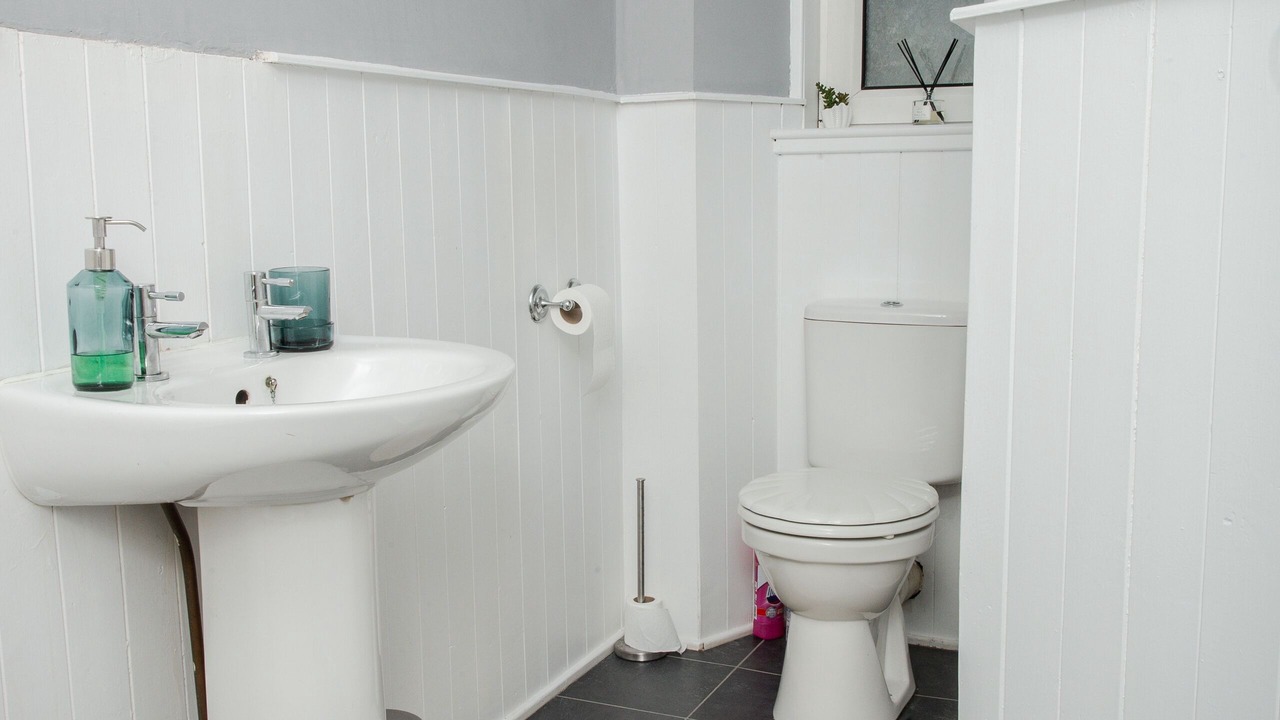 Photo of Bathroom in Dumbarton