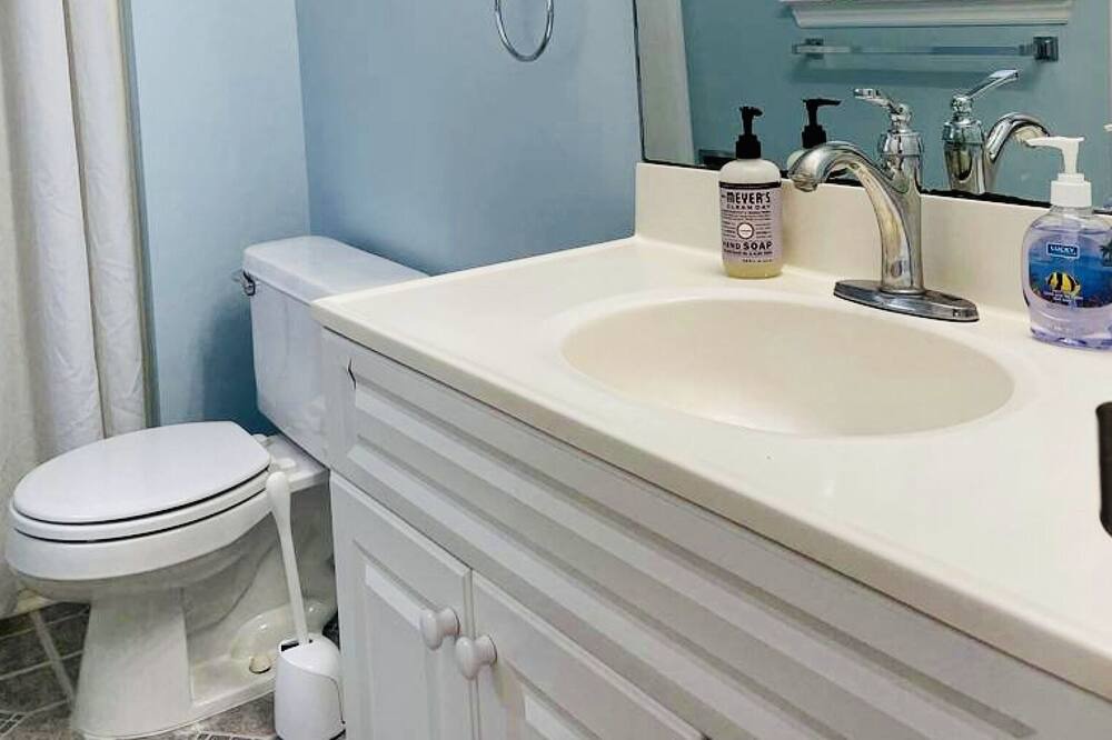 Photo of Bathroom in Liberty