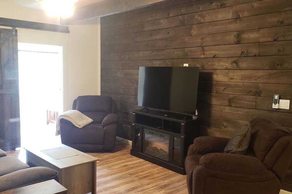 Photo of Livingroom in Long Eddy