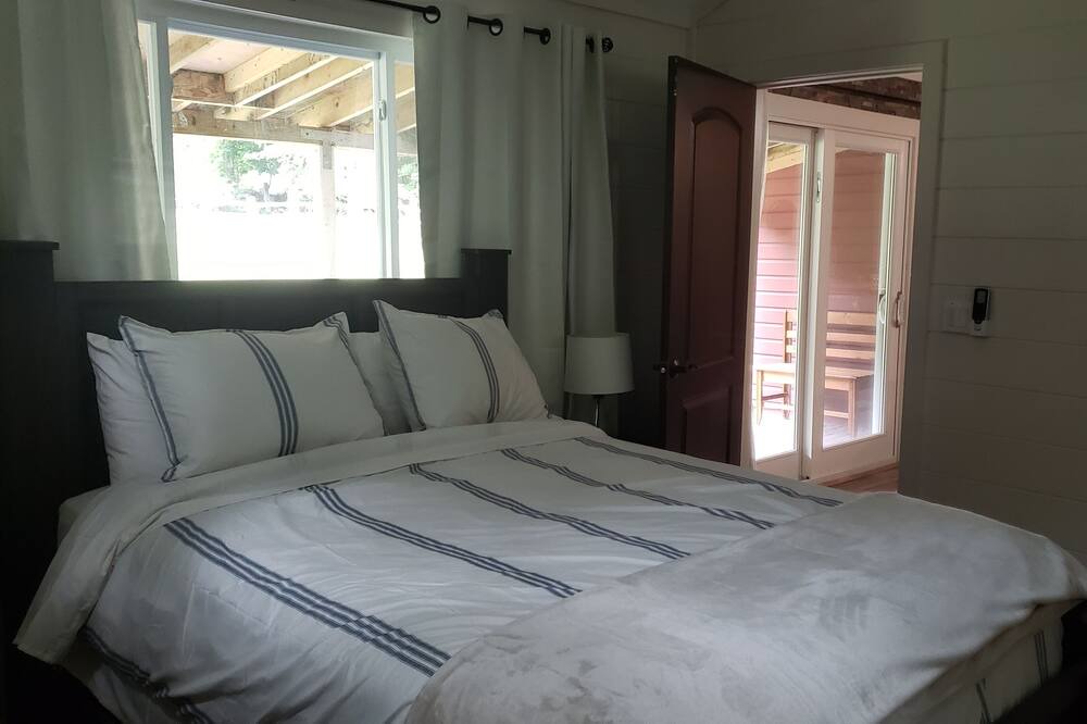 Photo of Bedroom in Long Eddy