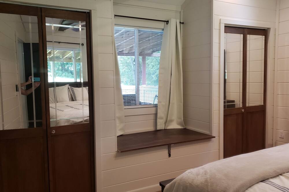 Photo of Bedroom in Long Eddy