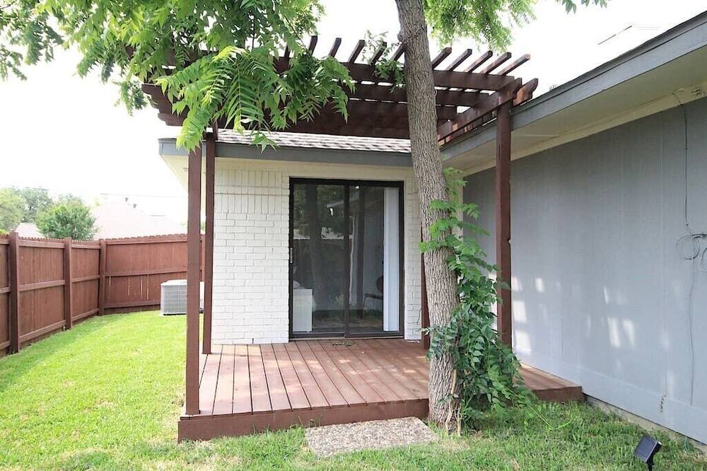 Photo of Outdoor in Plano