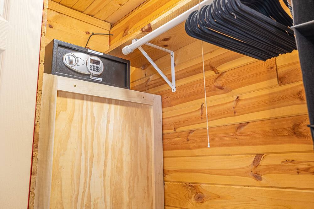 Photo of Bedroom in Navasota