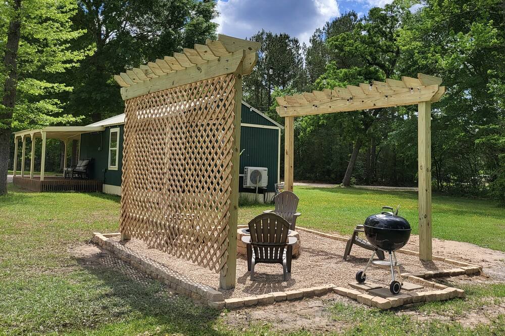 Photo of Outdoor in Navasota