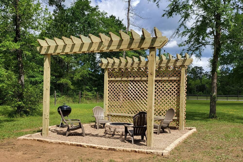 Photo of Outdoor in Navasota