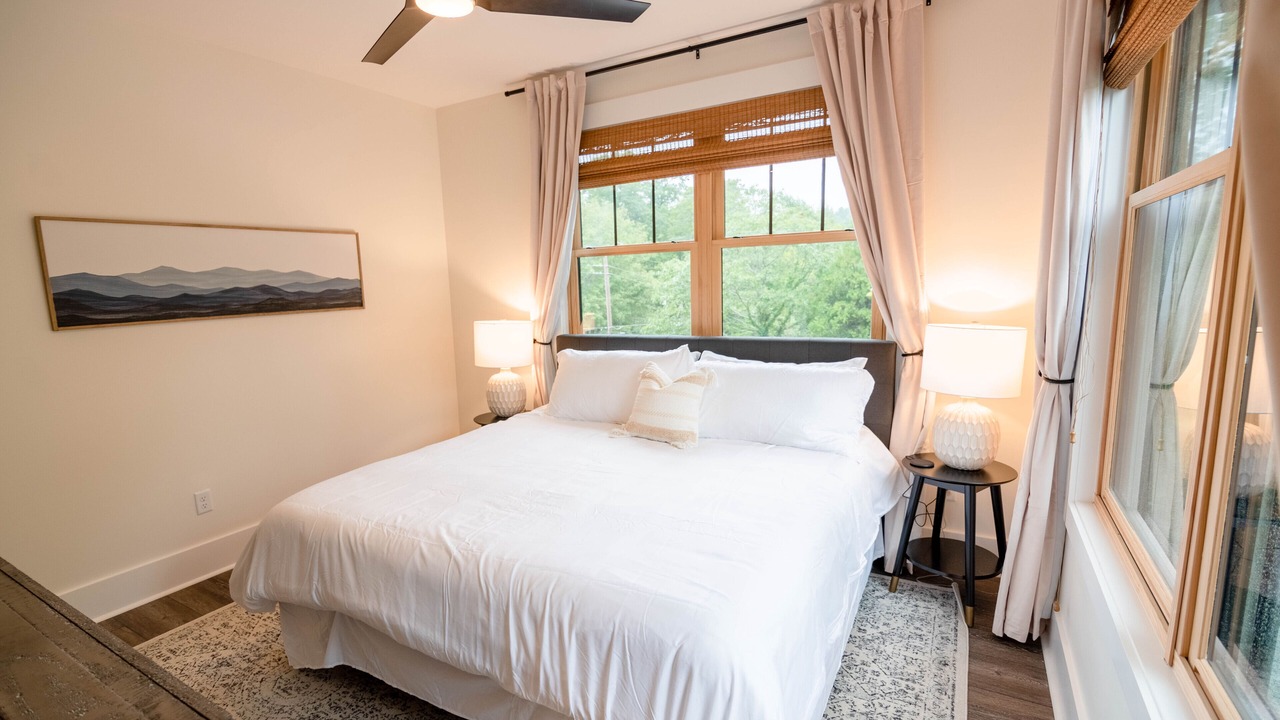 Photo of Others in Blowing Rock