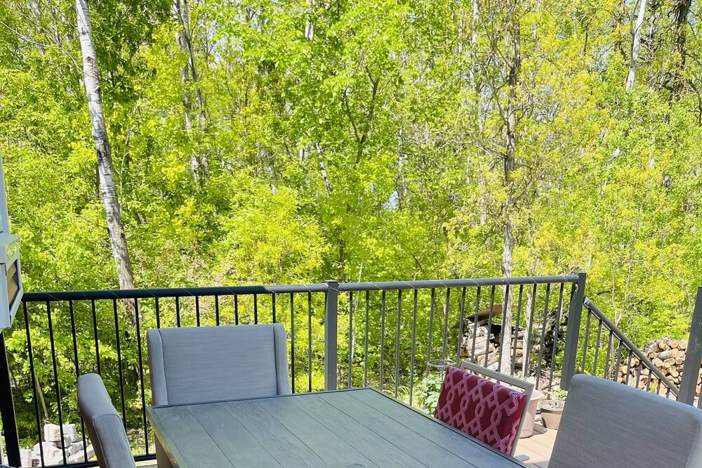 Photo of Patio Balcony in Selkirk