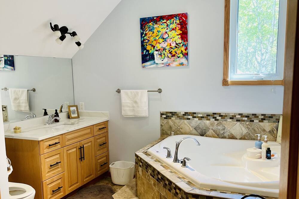 Photo of Bathroom in Selkirk