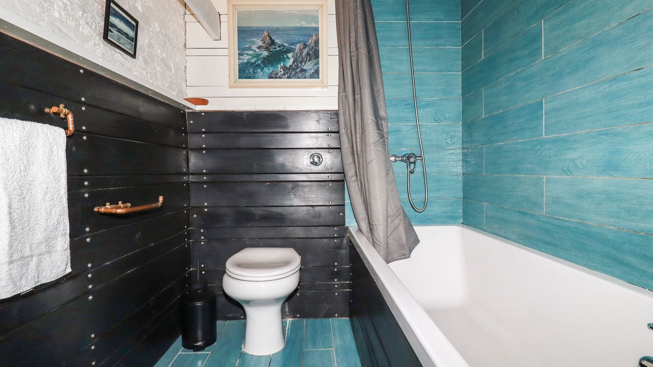 Photo of Bathroom in Saint Kew