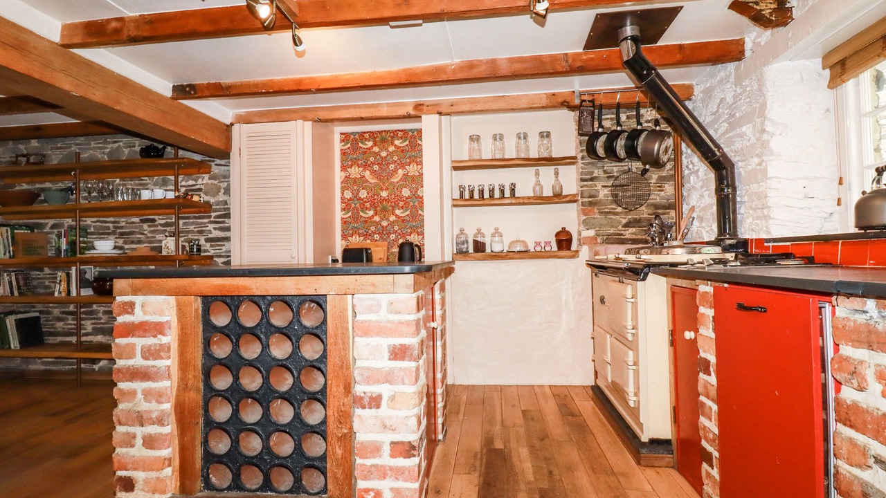 Photo of Others in Saint Kew