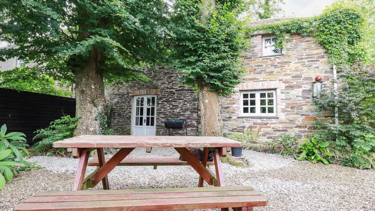 Photo of Others in Saint Kew