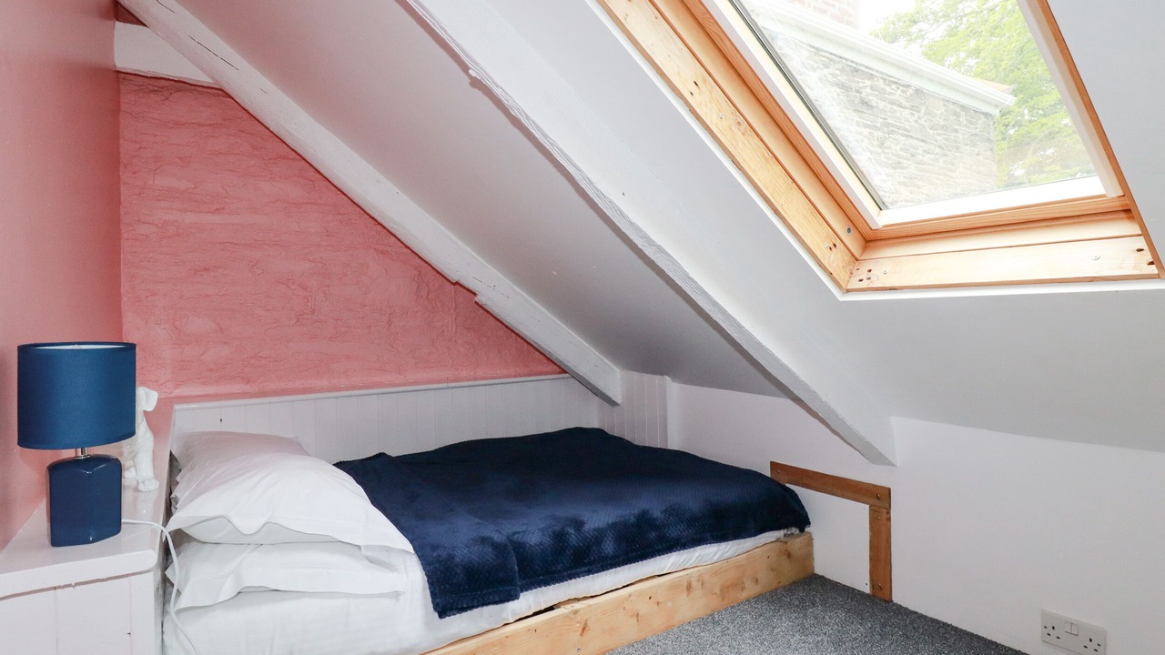 Photo of Others in Saint Kew