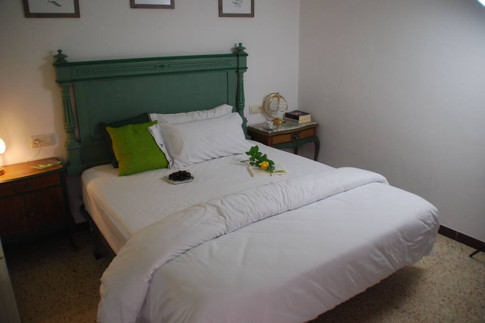 Photo of Bedroom in Preixana