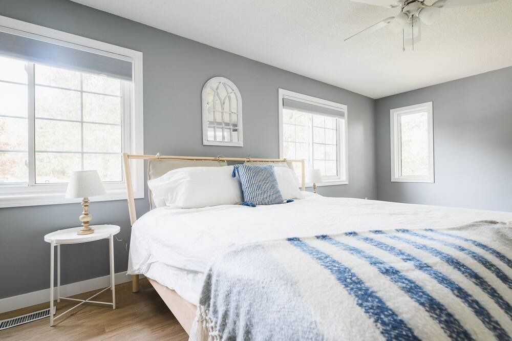 Photo of Bedroom in Sarnia
