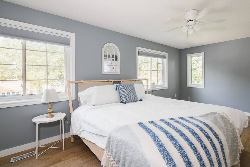 Photo of Bedroom in Sarnia