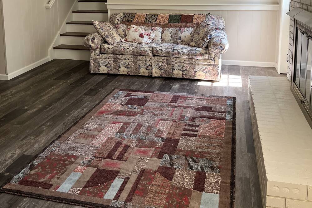 Photo of Livingroom in Middle Valley