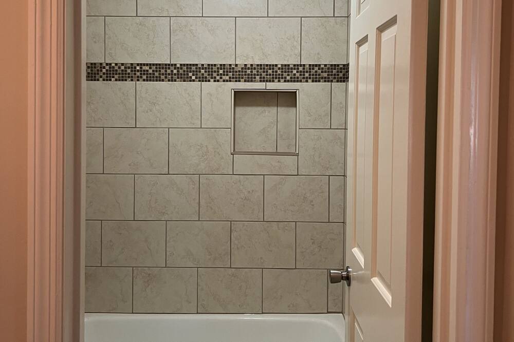 Photo of Bathroom in Middle Valley