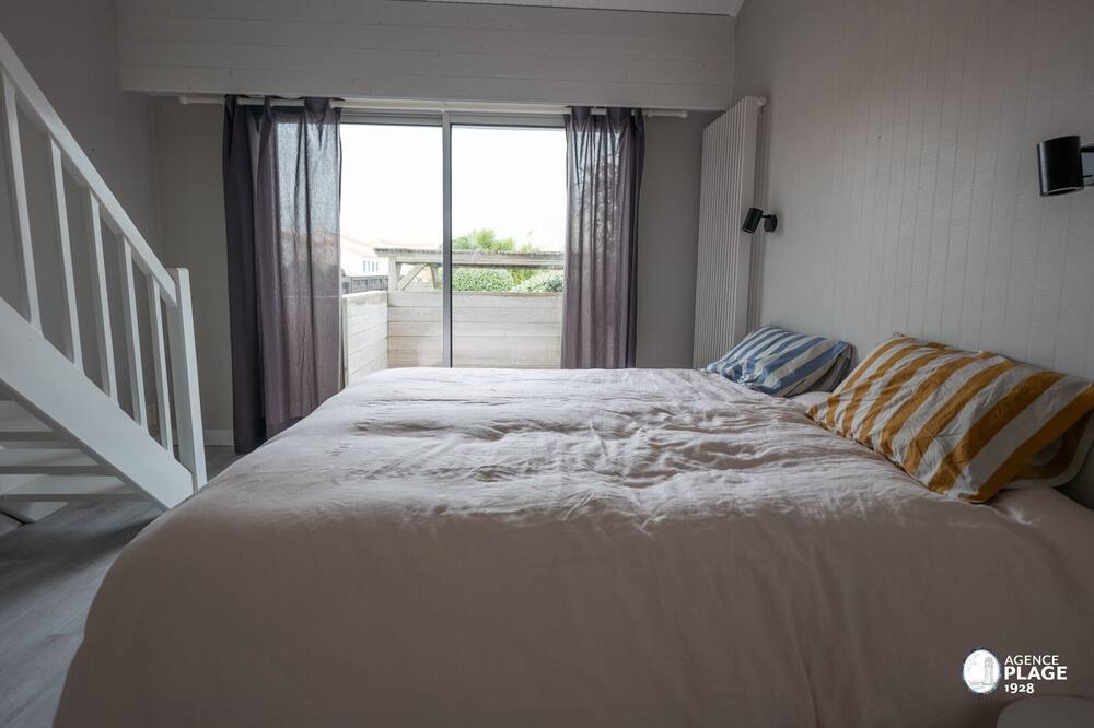 Photo of Bedroom in La Chaume