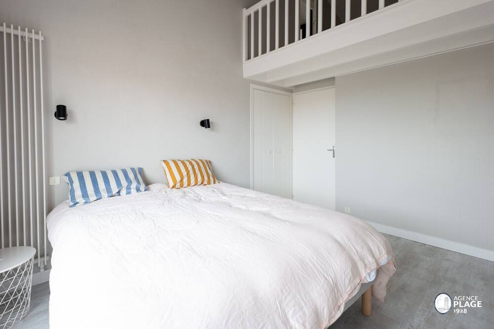 Photo of Bedroom in La Chaume