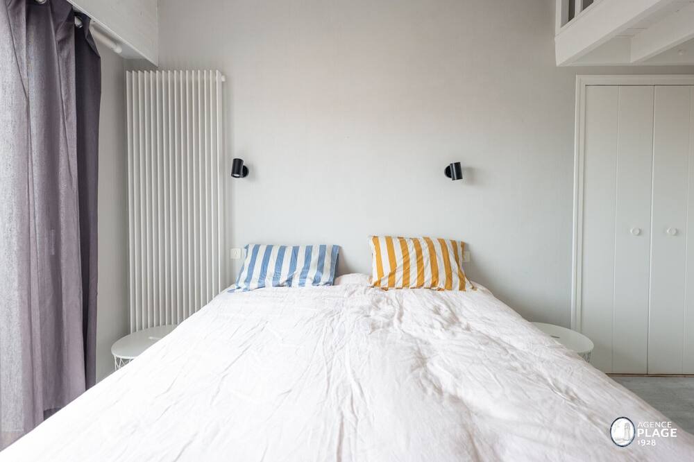 Photo of Bedroom in La Chaume