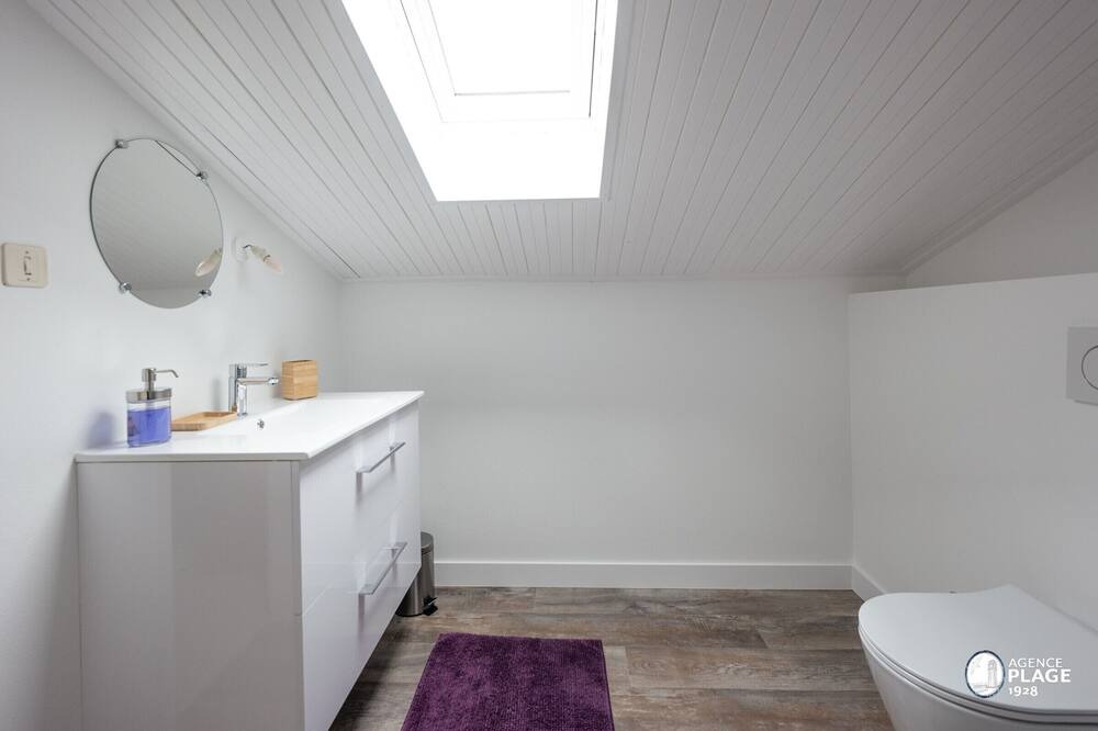 Photo of Bathroom in La Chaume