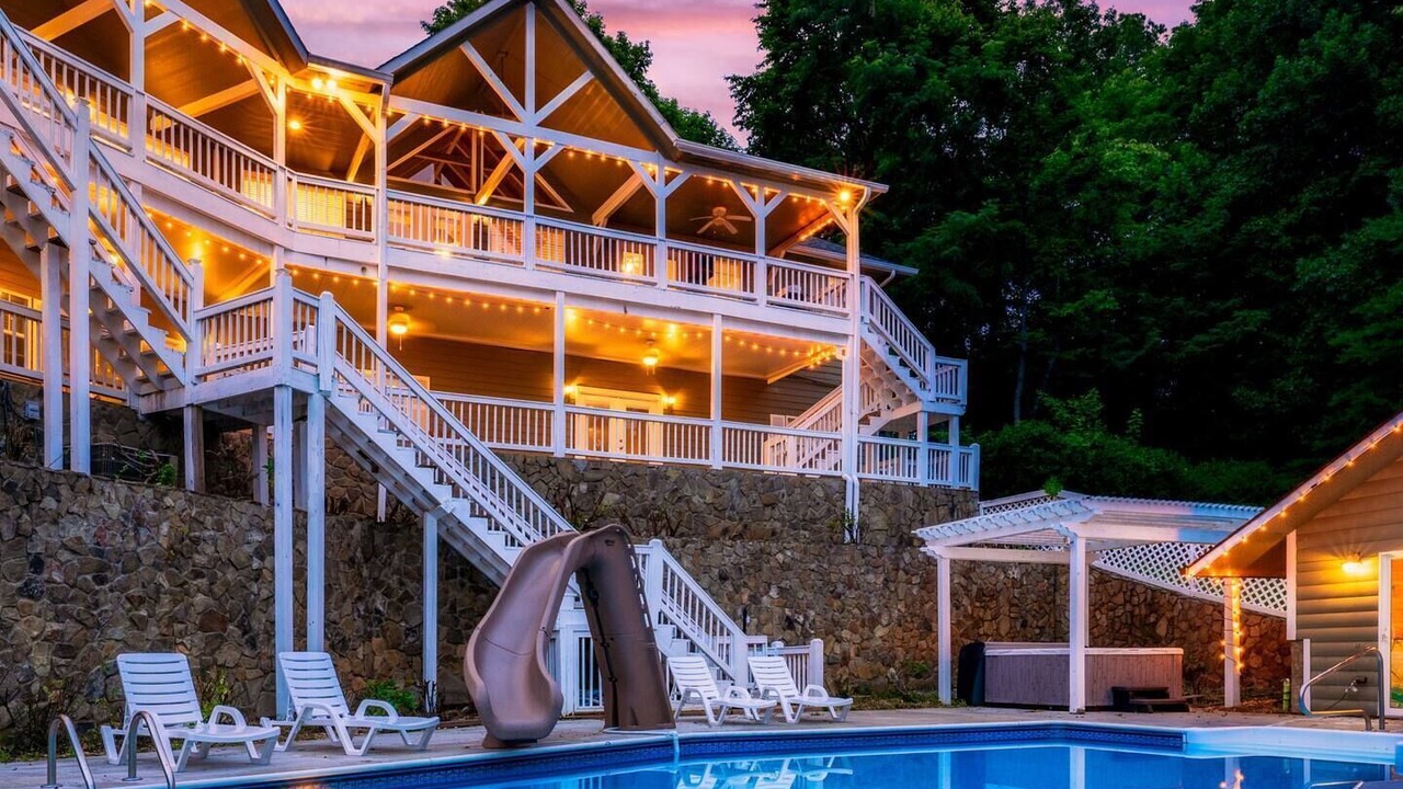 Photo of Outdoor in Morganton