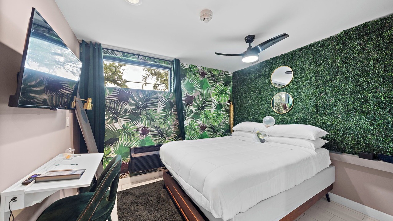 Photo of Bedroom in South Central Houston