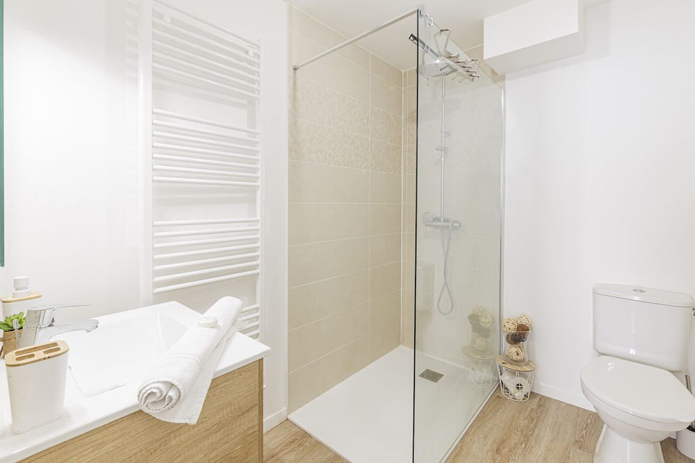 Photo of Others in Jean Jaures