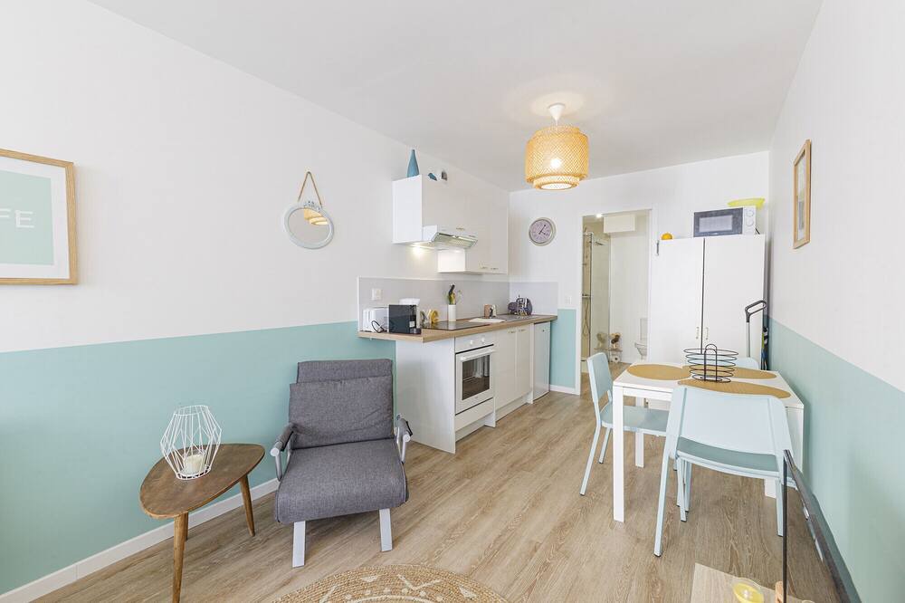 Photo of Others in Jean Jaures