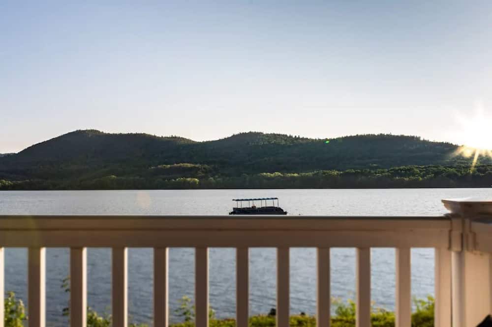 Photo of Patio Balcony in Bridport