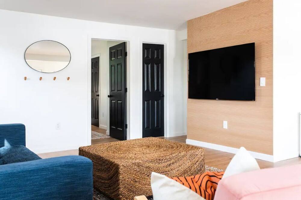 Photo of Livingroom in Bridport