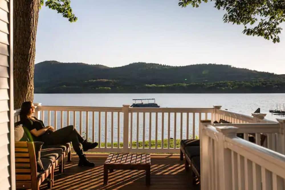 Photo of Patio Balcony in Bridport