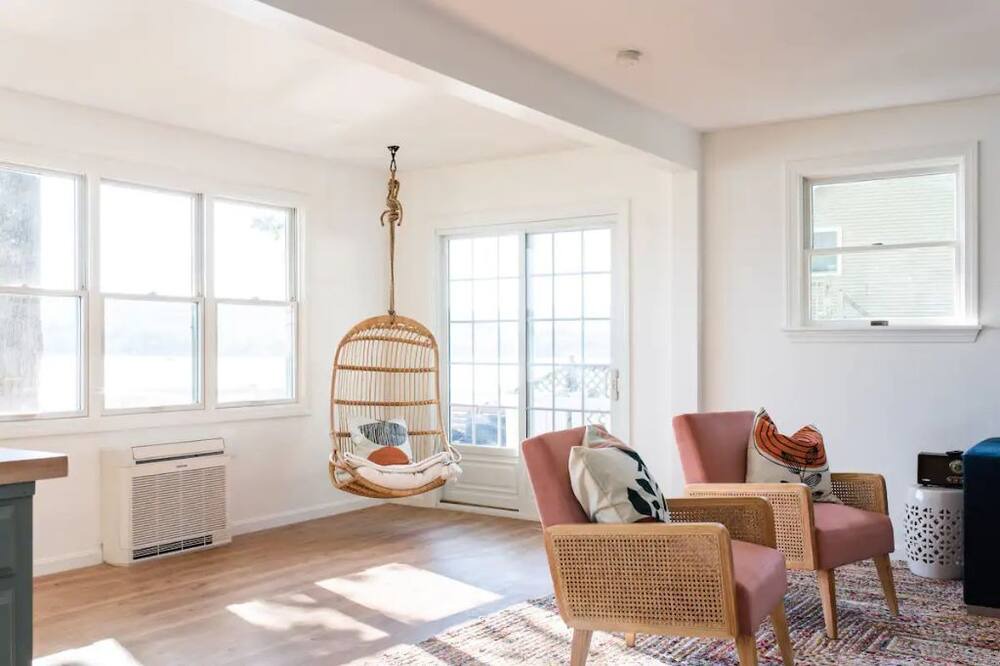 Photo of Livingroom in Bridport