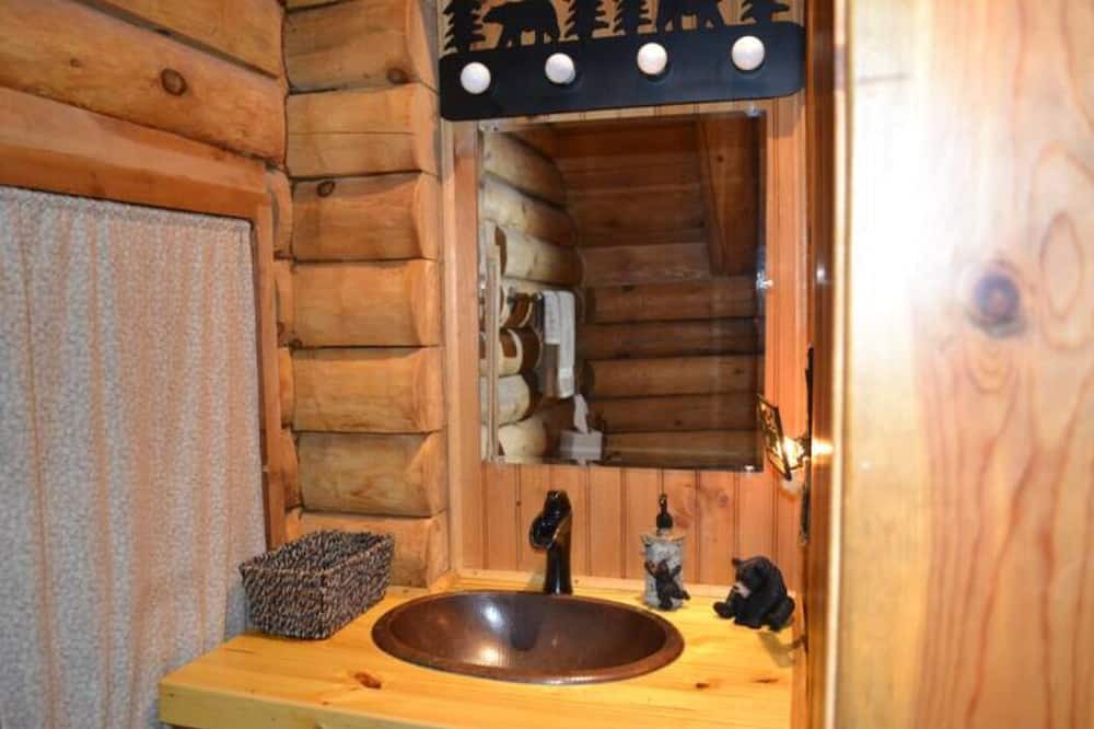 Photo of Bathroom in Ellsworth